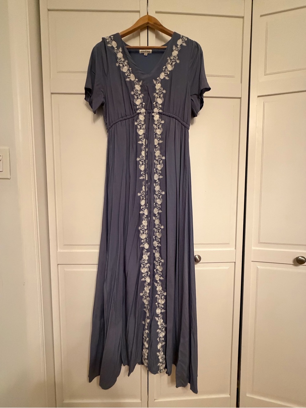 V-Neck Blue Maxi Dress with White Floral Embroidery